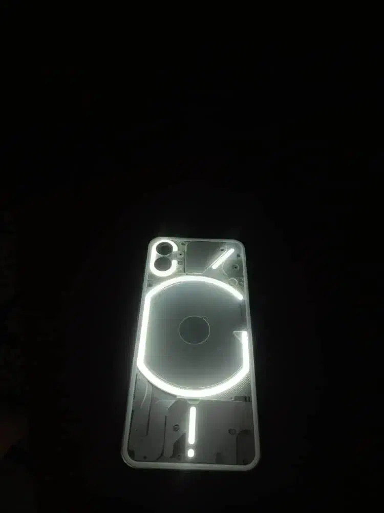 ناتینگ فون1|موبایل|یاسوج, |دیوار