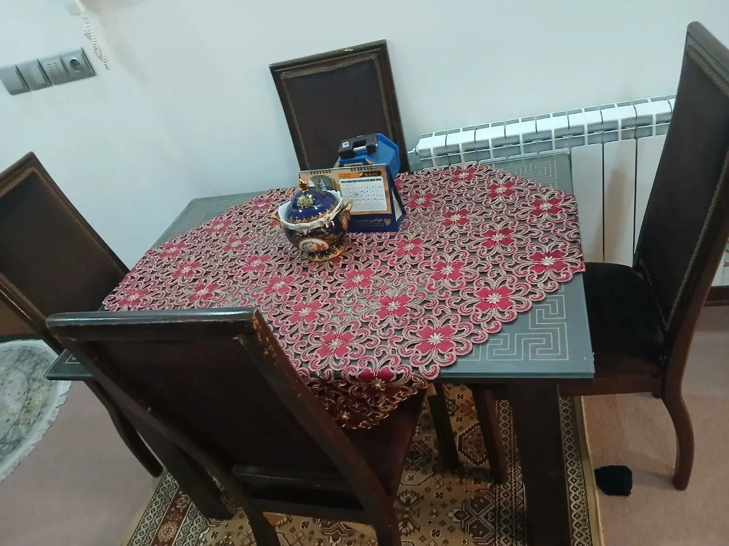 میز و صندلی ناهار خوری 4 نفره|میز و صندلی غذاخوری|بابل, |دیوار