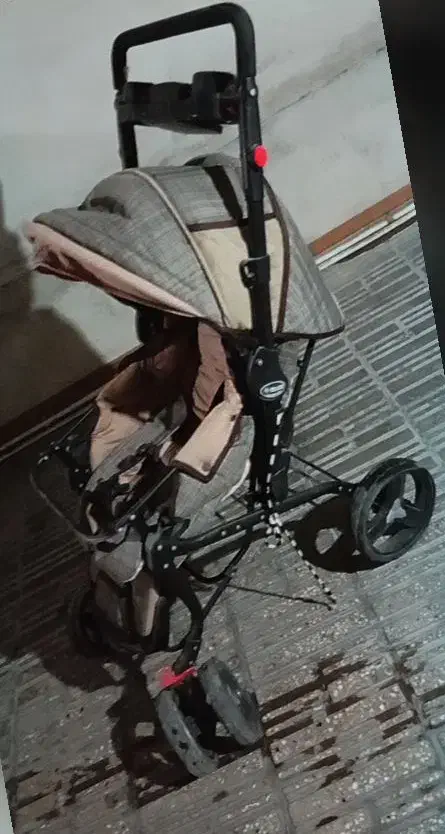 کالسکه|کالسکه و لوازم جانبی|تهران, مشیریه|دیوار