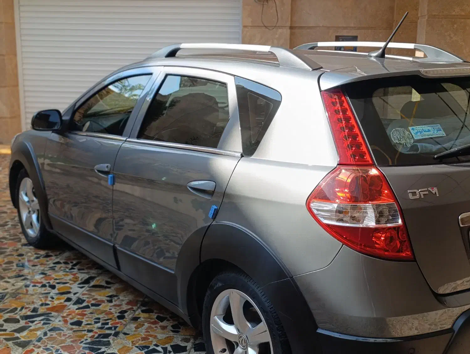 فروش خودرو دانگ فنگ|خودرو سواری و وانت|صدرا-فارس, فاز ۱|دیوار