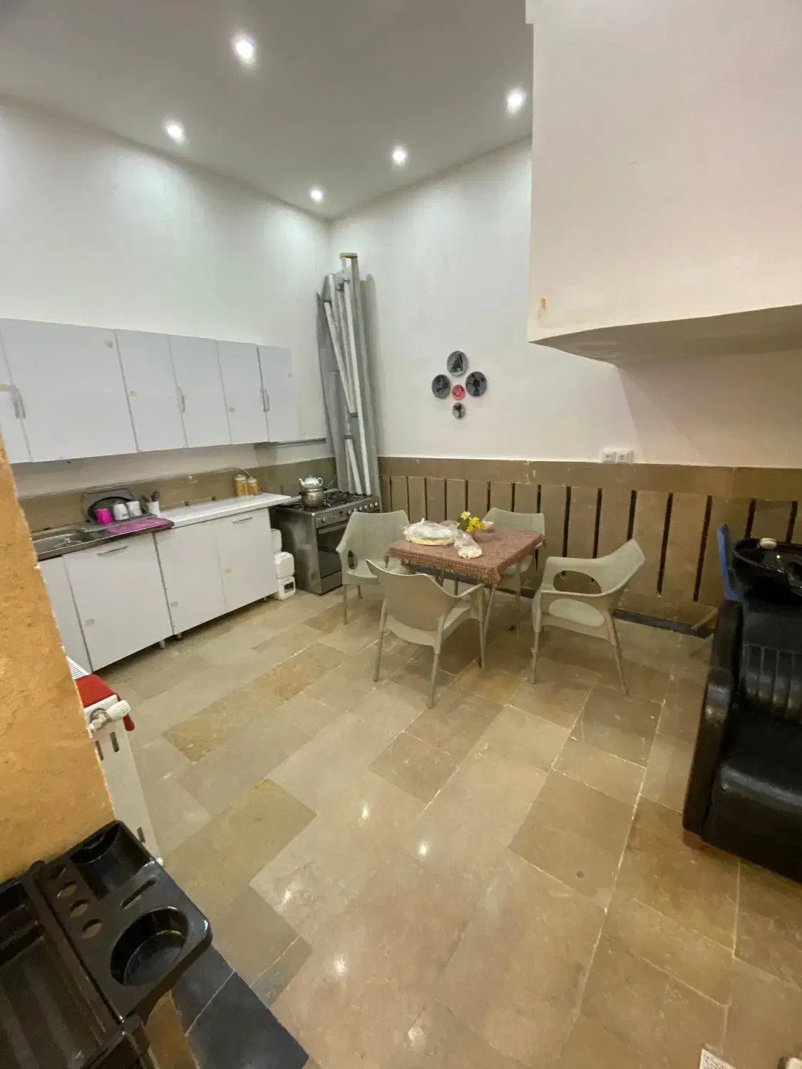 اجاره زیرزمین سالن زیبایی|اجارهٔ مغازه و غرفه|مشهد, انقلاب|دیوار