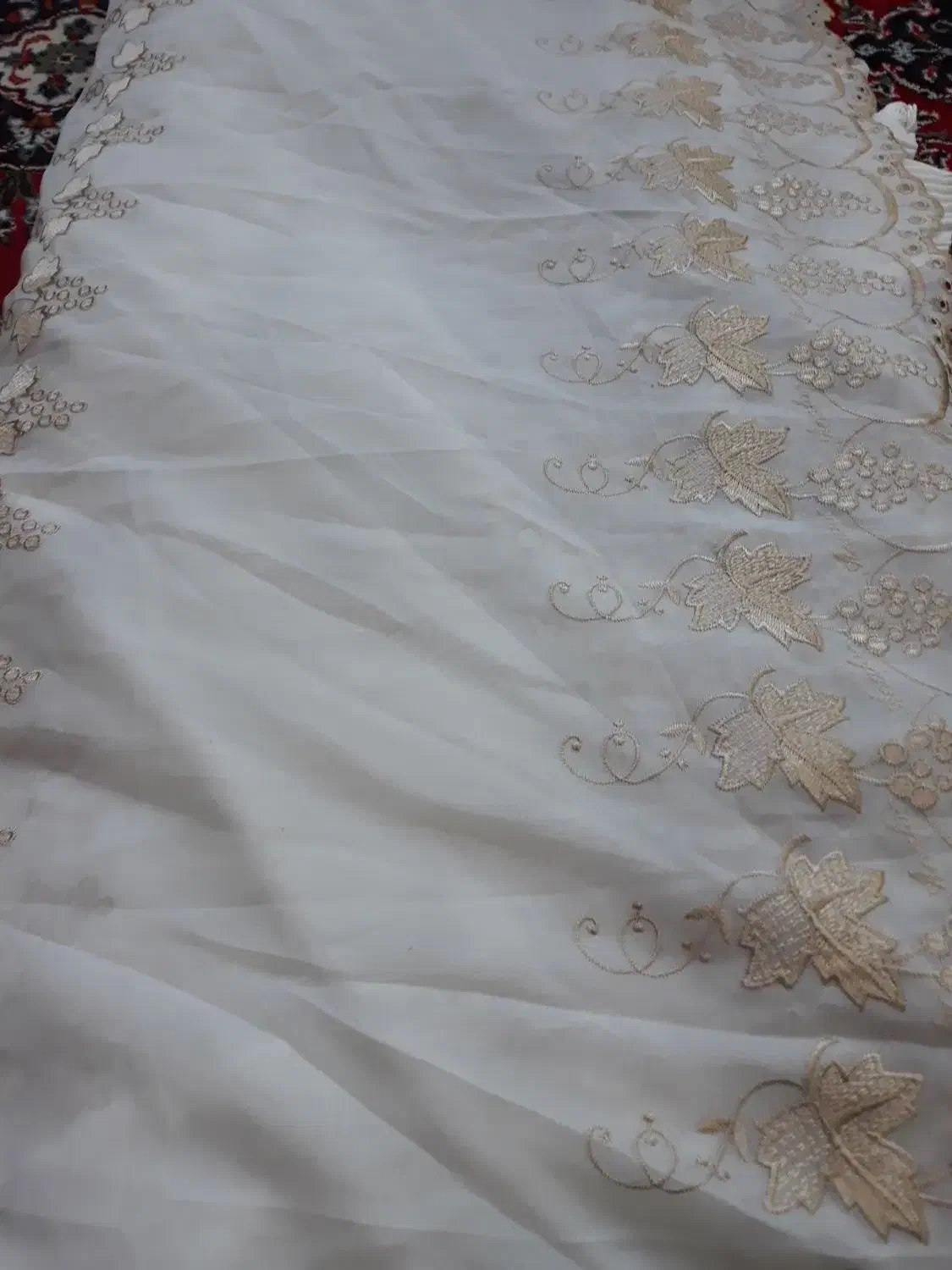 پرده|پرده، رانر، رومیزی|قائن, |دیوار