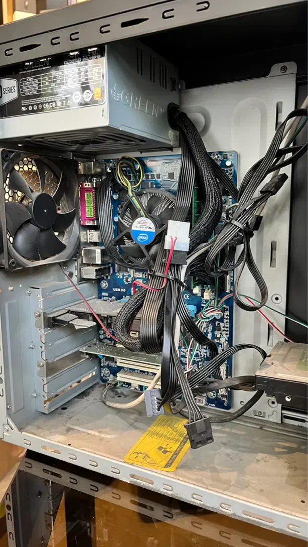 کیس آماده pc به همراه کیبرد|رایانه رومیزی|تهران, اختیاریه|دیوار