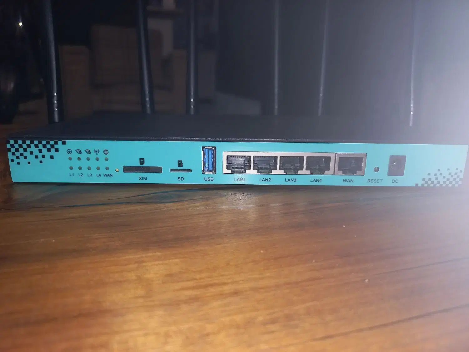 مودم کلونیوم|مودم و تجهیزات شبکه|تهران, گلستان (شهرک راه آهن)|دیوار