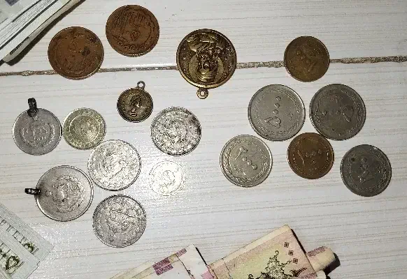 کلکسیونی|کلکسیون سکه، تمبر، اسکناس|ملارد, |دیوار