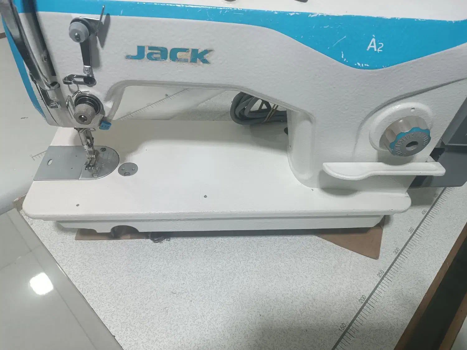 سلام دوستان ۴ عددa2|چرخ خیاطی و ریسندگی|مشهد, نیزه|دیوار