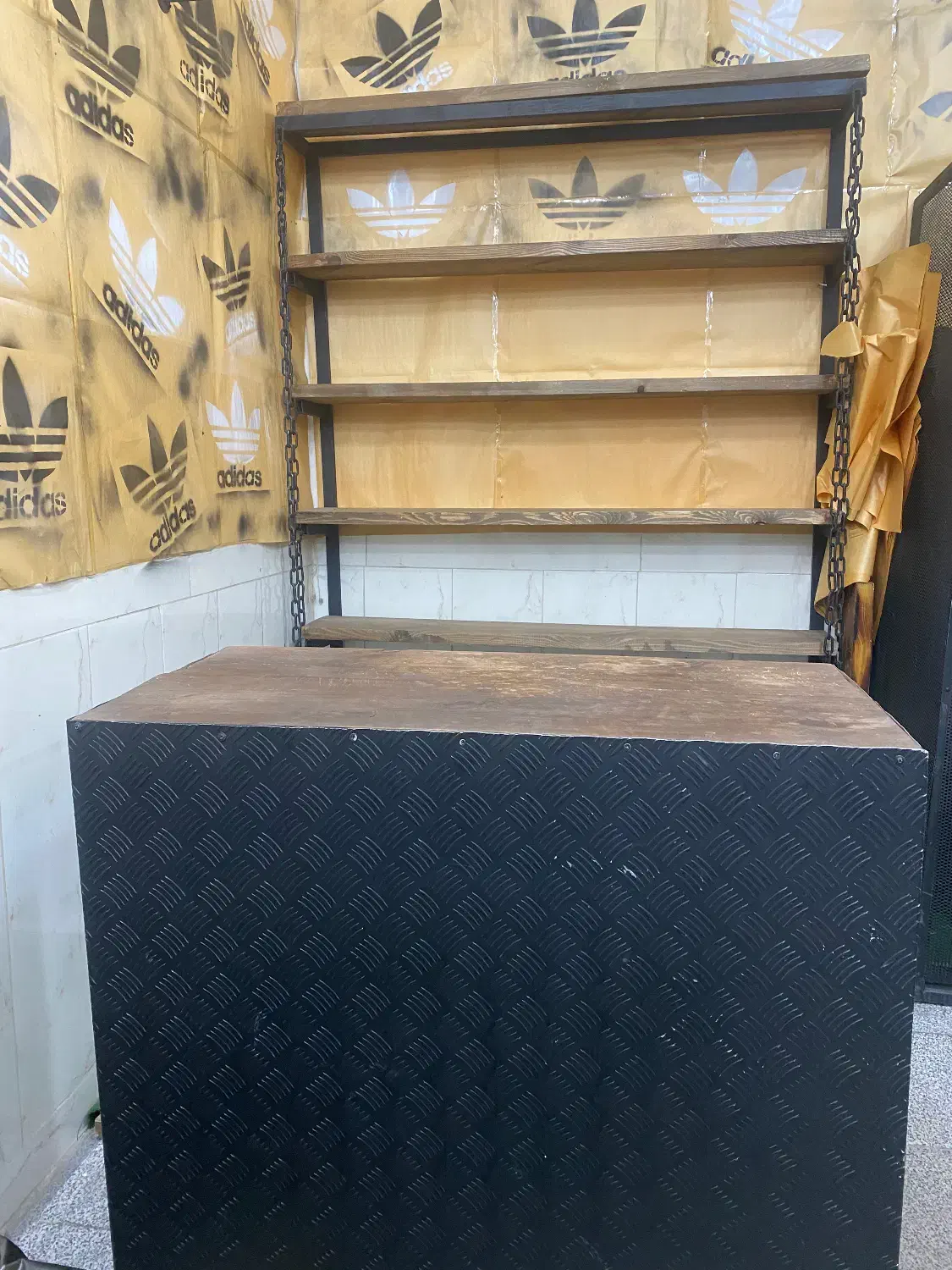 ویترین مغازه|فروشگاه و مغازه|همدان, |دیوار