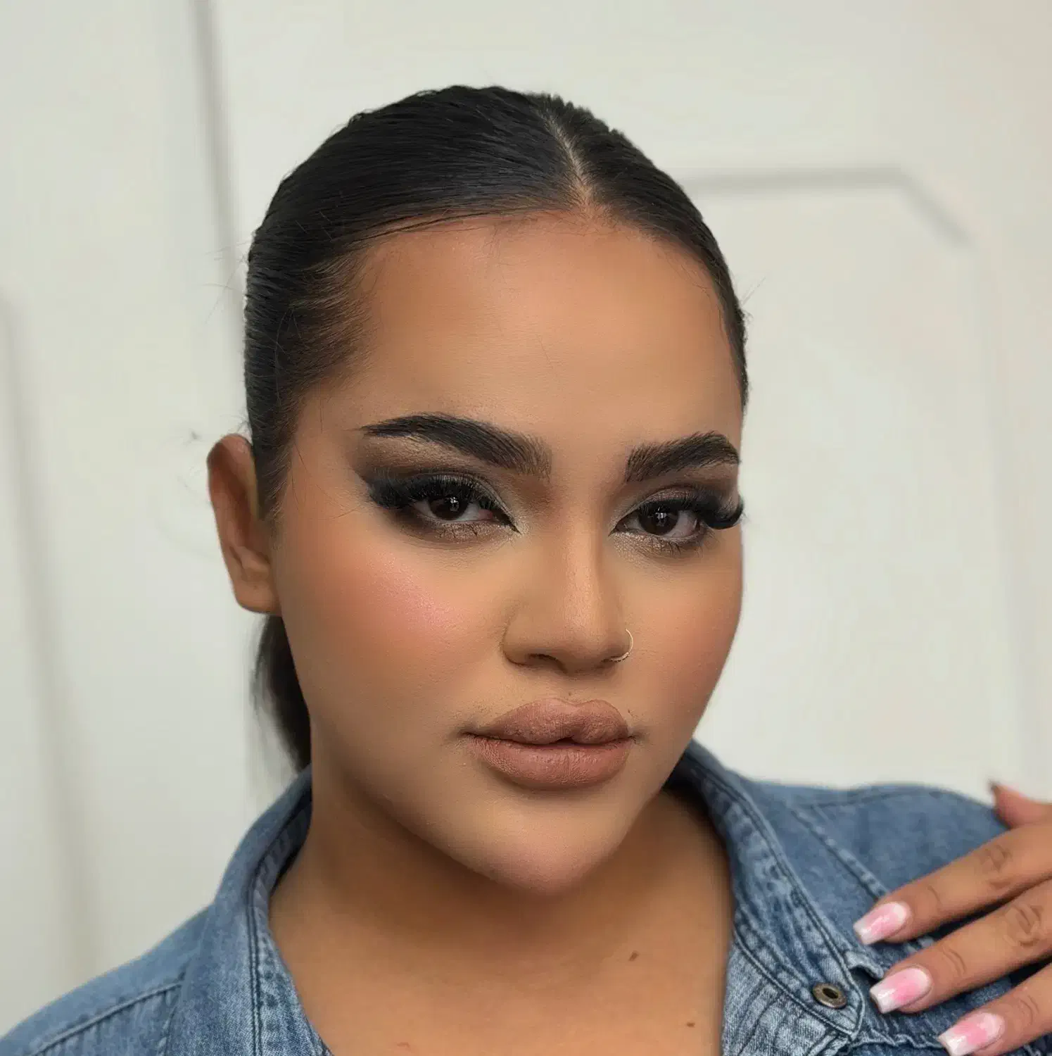 میکاپ کار چرخشی کرج تهران|خدمات آرایشگری و زیبایی|تهران, جوادیه|دیوار