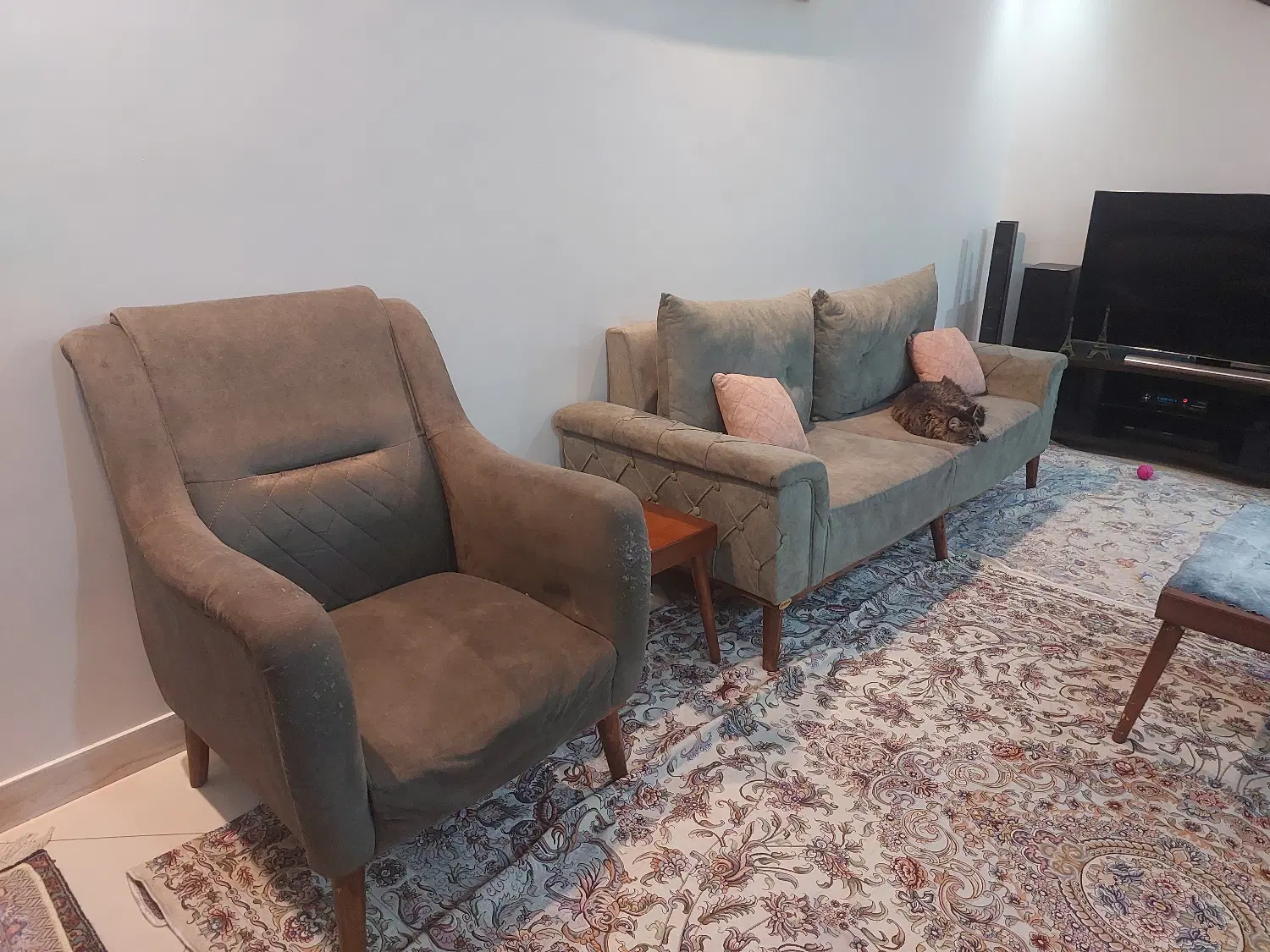 مبل ۷ نفره|مبلمان خانگی و میز عسلی|تهران, خواجه نصیر طوسی|دیوار