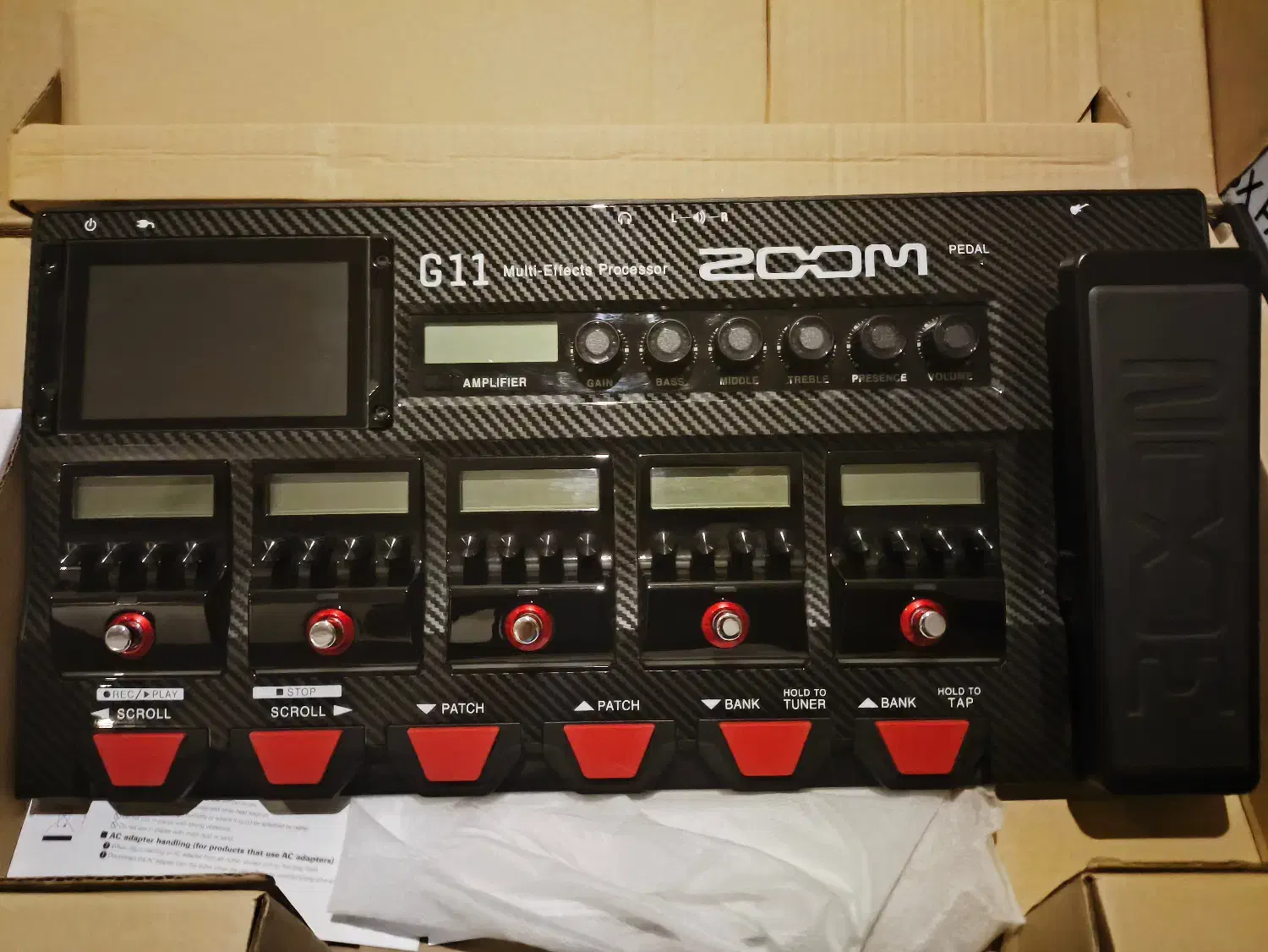 Zoom g11|گیتار، بیس، امپلیفایر|ساری, |دیوار