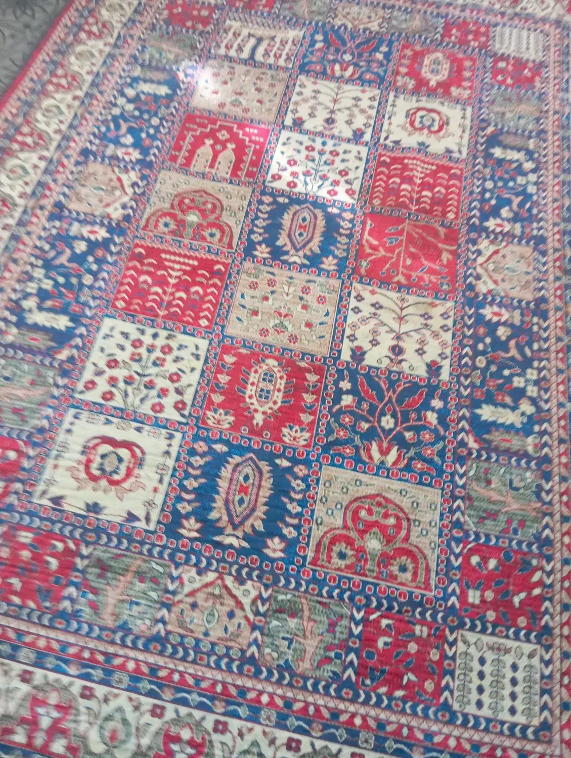 فرش مدما نو نو هست فقط فقط فهرج حراج|فرش|بم, |دیوار