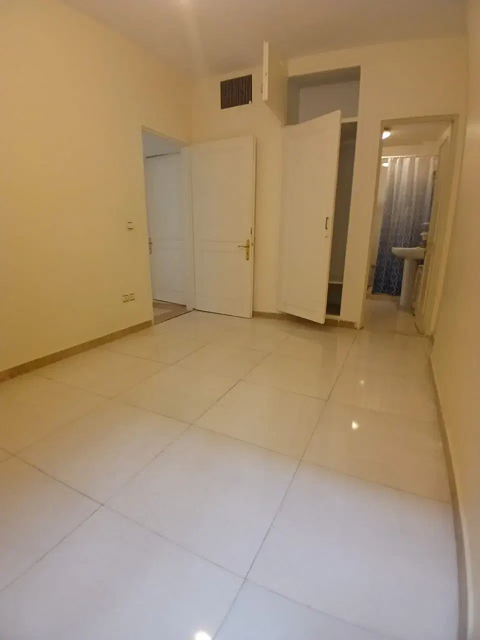 آپارتمان گیشا ۷۵ متر