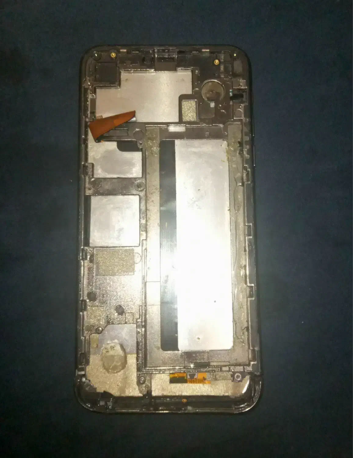 تاج و ال سی دی آیفن ۱۲ بهمراه باطری|لوازم جانبی موبایل و تبلت|مشهد, کشف|دیوار