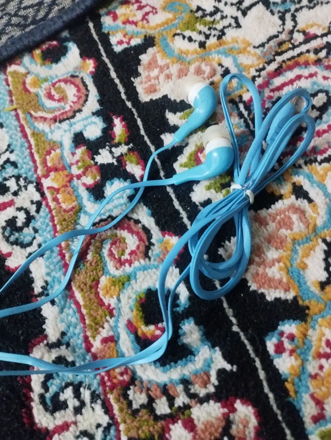 هندزفری سفید با کلاس|صوتی و تصویری|تربت جام, شهرک معلم|دیوار