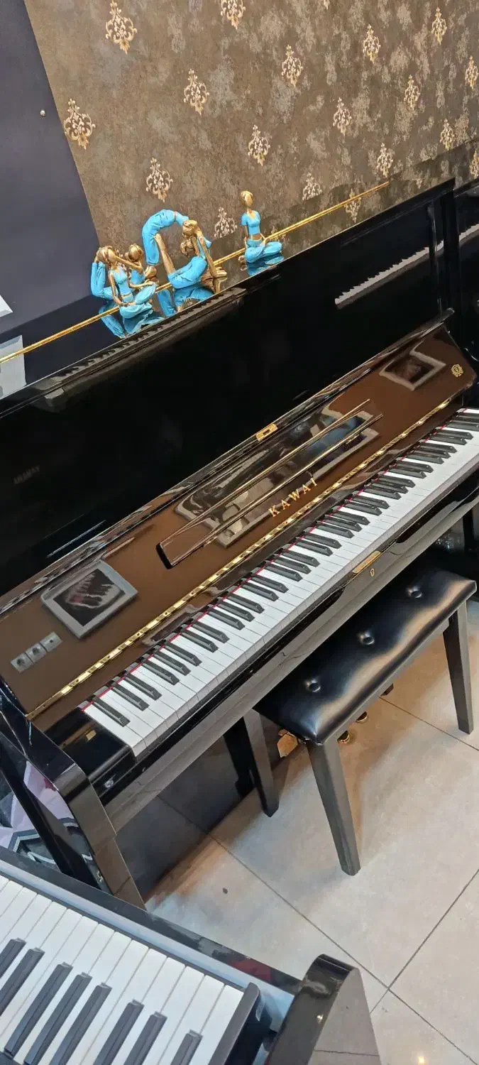 پیانو آکوستیک KAWAI (کاوایی)|پیانو، کیبورد، آکاردئون|تبریز, |دیوار