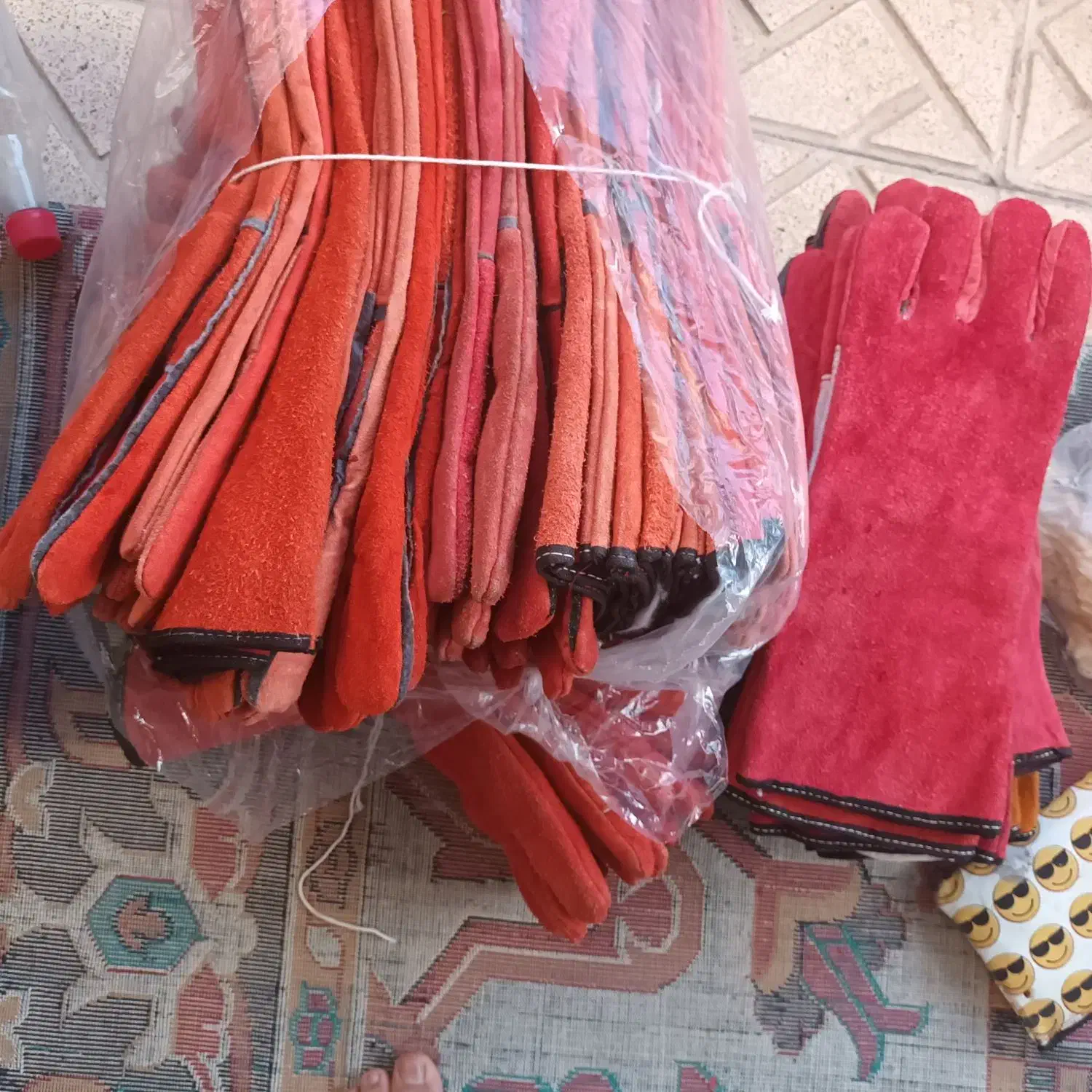 دستکش|ابزارآلات|بستان آباد, |دیوار