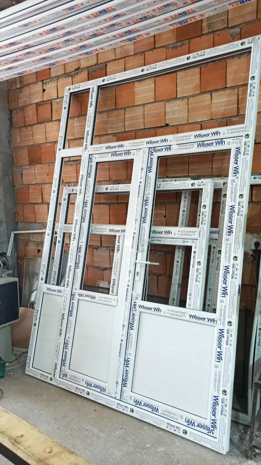 درب پنجره دوجداره قربانی .فروش چکی هم داریم|خدمات پیشه و مهارت|سملقان, |دیوار