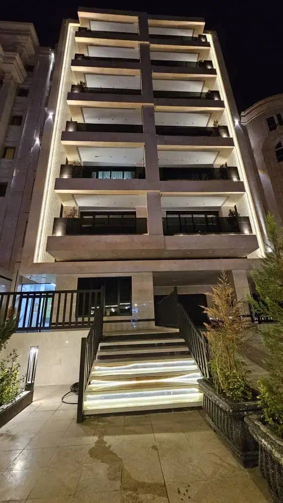 ۱۱۰متر(رو به خیابان)فاز ۳ (نوساز )لابی اجتماعات|اجارهٔ آپارتمان|کرج, گوهردشت|دیوار