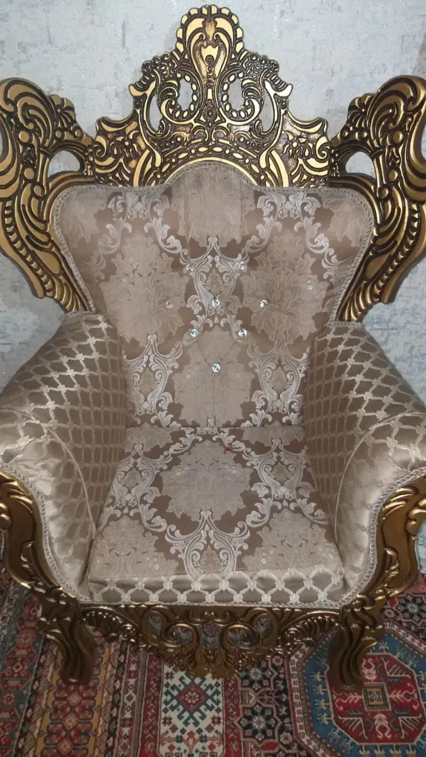 مبل ۷نفره سلطنتی|مبلمان اداری|نسیم‌شهر, |دیوار