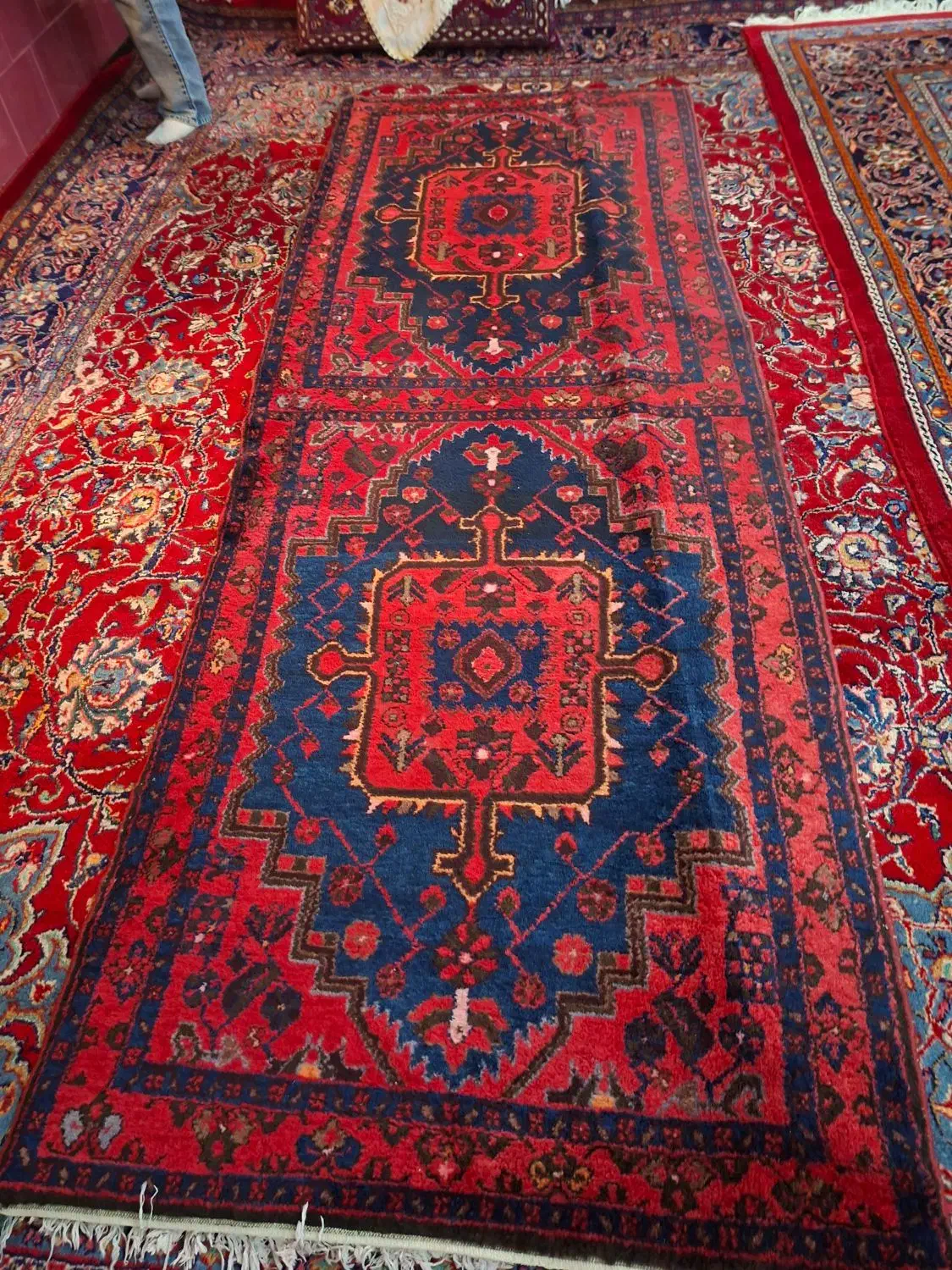 فرش دست بافت قدیمی|فرش|بروجرد, |دیوار