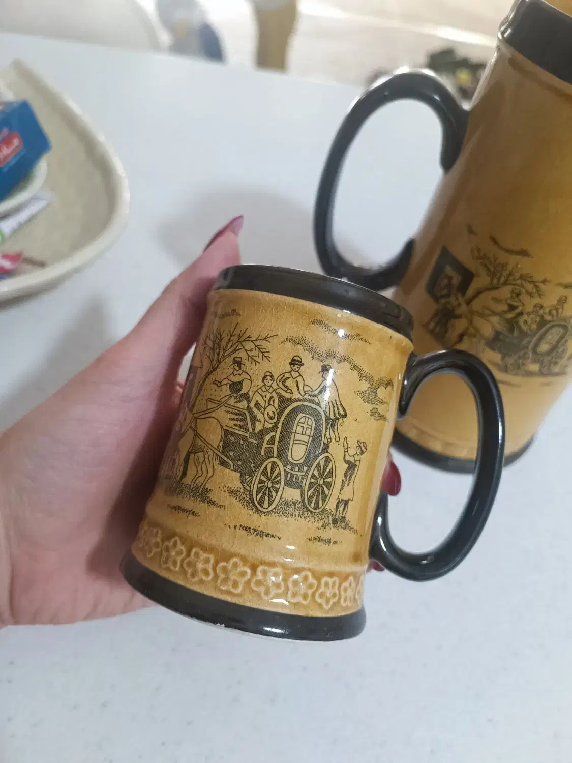 پارچ و لیوان قدیمی|کلکسیون اشیاء عتیقه|مشکیندشت, |دیوار