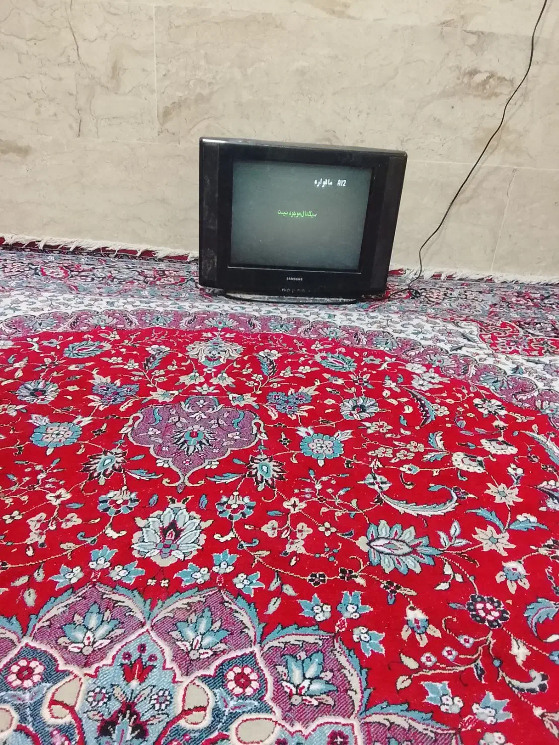 تلویزیون|تلویزیون و پروژکتور|آباده, |دیوار