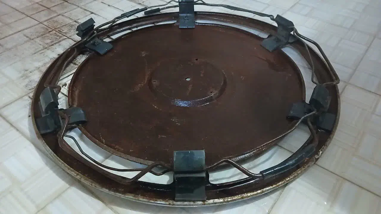 قالپاق کامیون قدیمی|کلکسیون اشیاء عتیقه|تهران, فردوسی|دیوار