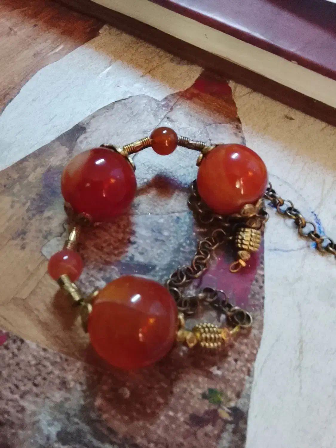 دستبند قدیمی با مهرهای عقیق اصل|جواهرات|اصفهان, ارغوانیه|دیوار