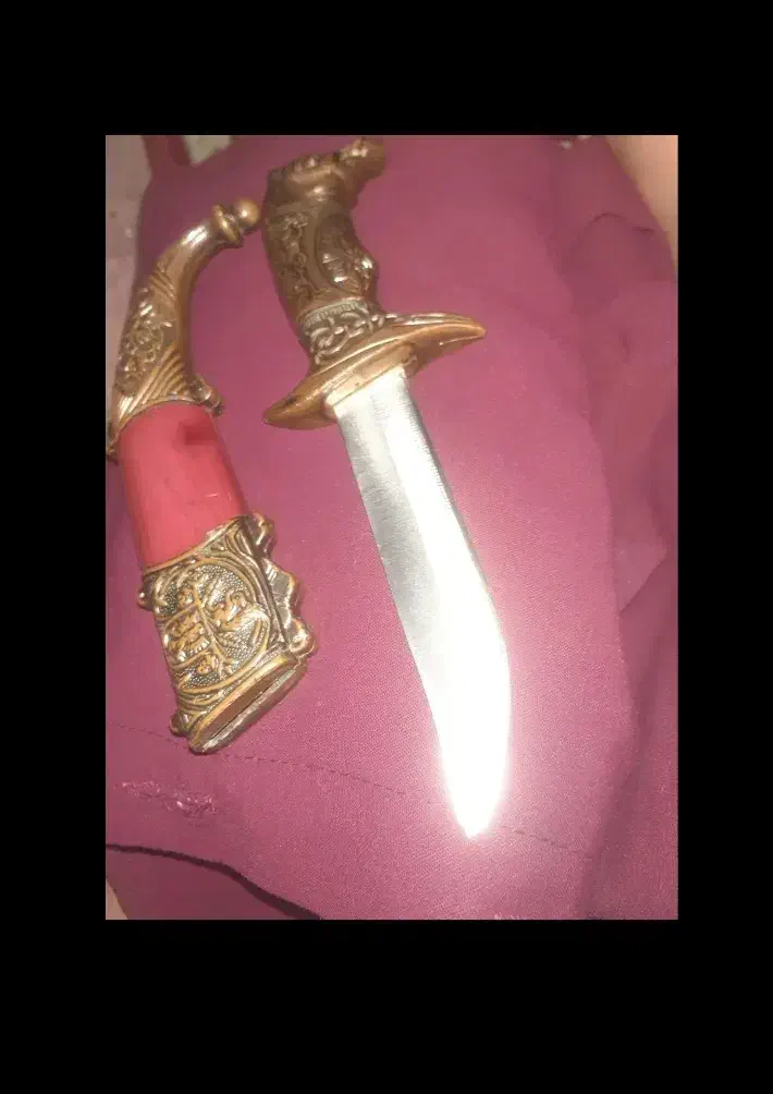 خنجر عتیقه سالم و درجه ۱ عتیقه کم یاب|کلکسیون اشیاء عتیقه|رامهرمز, |دیوار