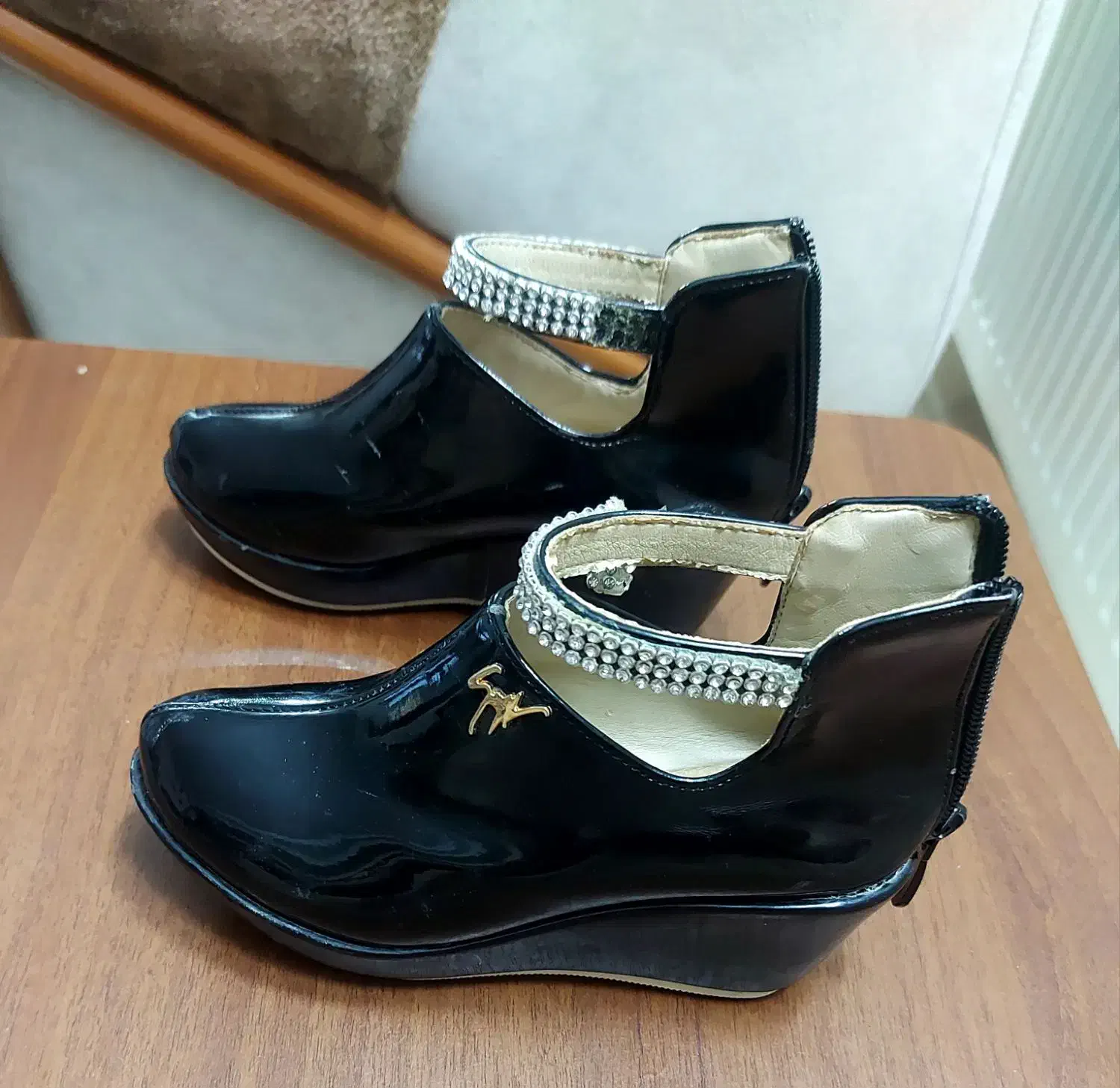 کفش مجلسی دخترانه|کفش و لباس بچه|تهران, امیریه|دیوار