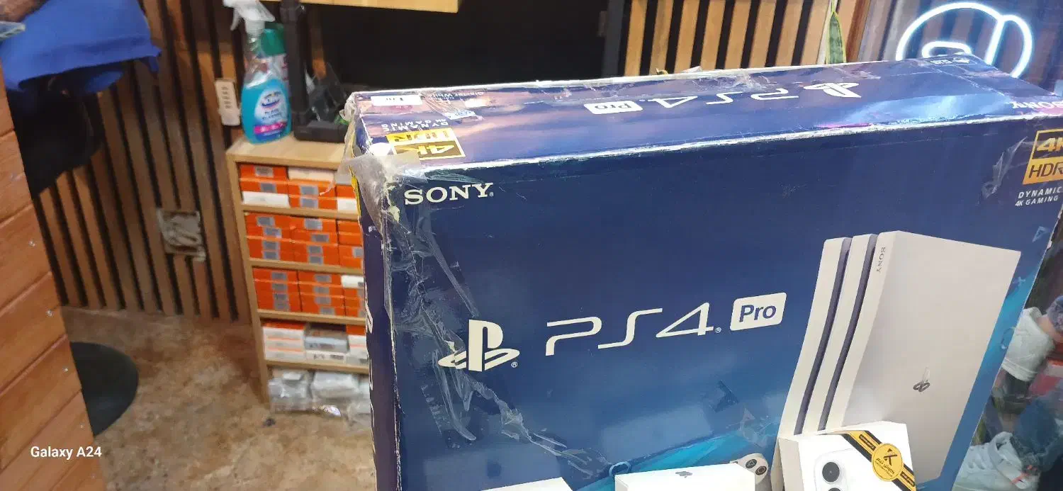 Ps4 pro|کنسول، بازی ویدئویی و آنلاین|ساوه, |دیوار