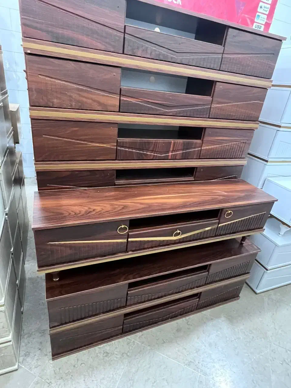 میز تلویزیون قیمت اقتصادی 2800ت|میز تلویزیون|یزد, |دیوار