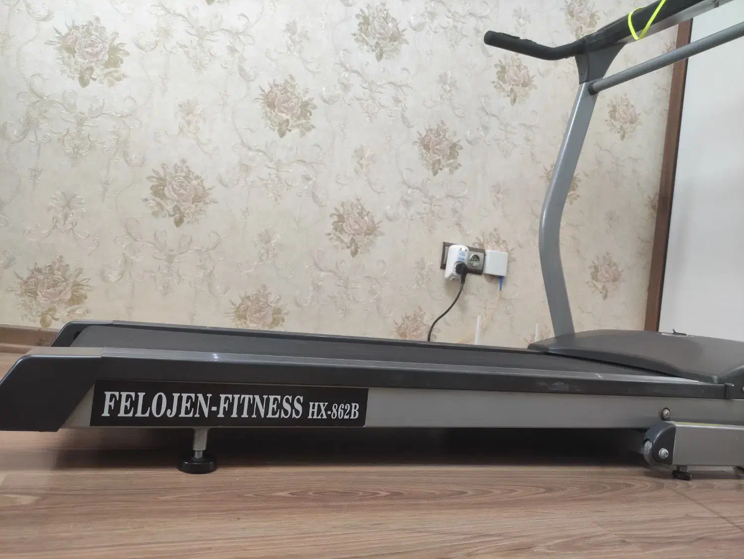 تردمیل  Felojen|تجهیزات ورزشی|رشت, منظریه|دیوار