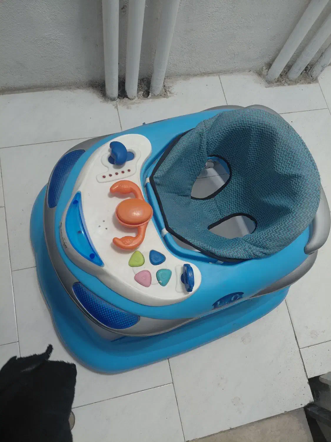 روروک|اسباب‌‌بازی|بندر انزلی, آخرخط|دیوار