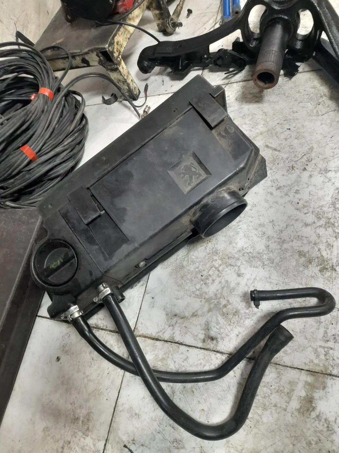 قالپاق موتور پژو|قطعات یدکی و لوازم جانبی|کرمانشاه, |دیوار