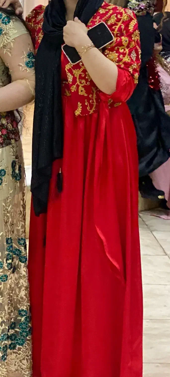 لباس مراسمی کوردی|لباس|ایوان, |دیوار