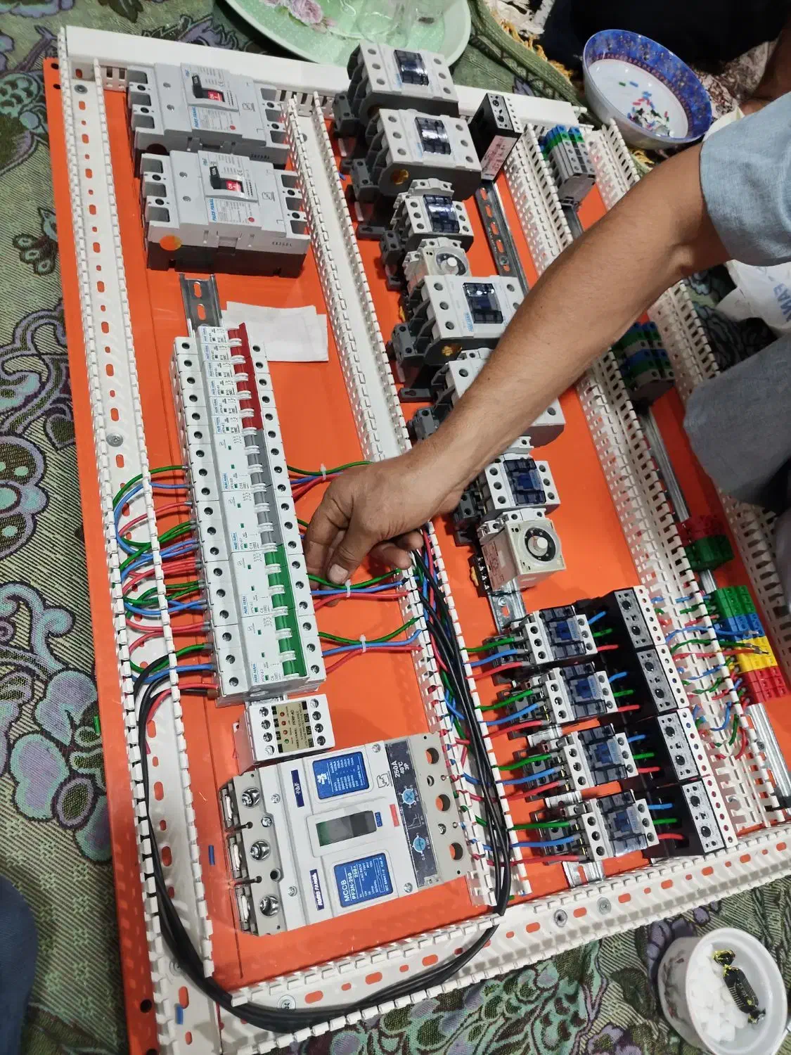 شرکت برق دانیال|خدمات پیشه و مهارت|شوش, |دیوار