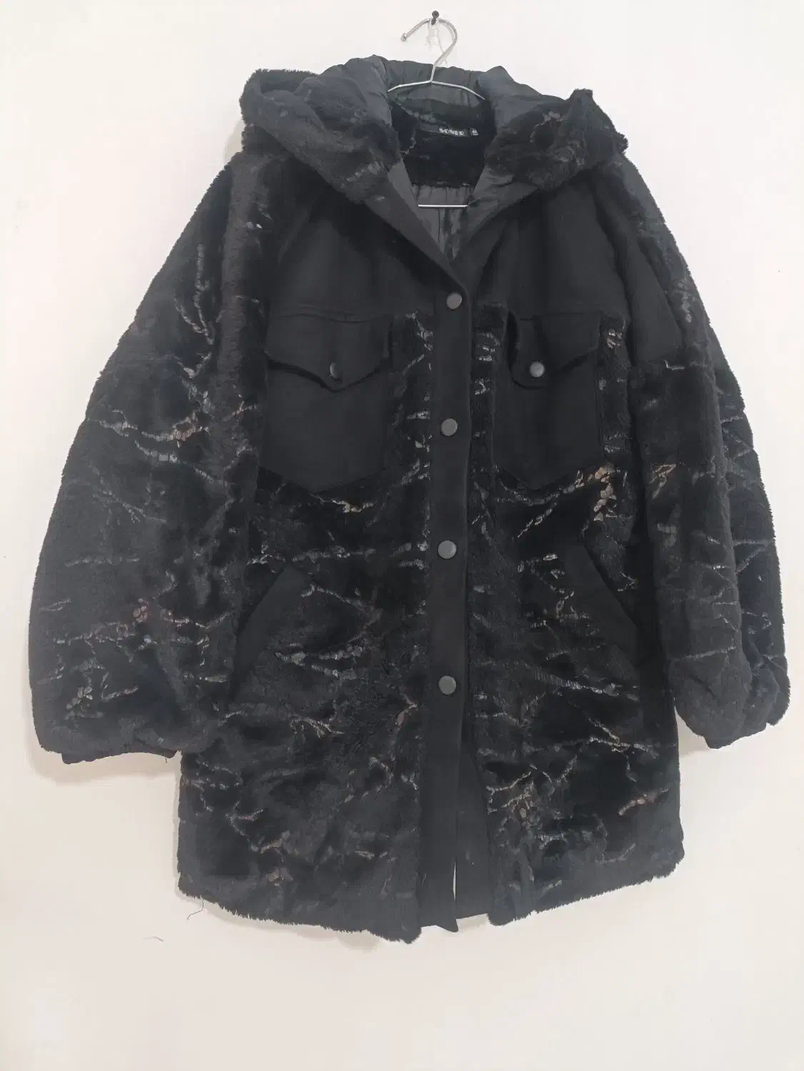 پالتو|لباس|کوهدشت, |دیوار