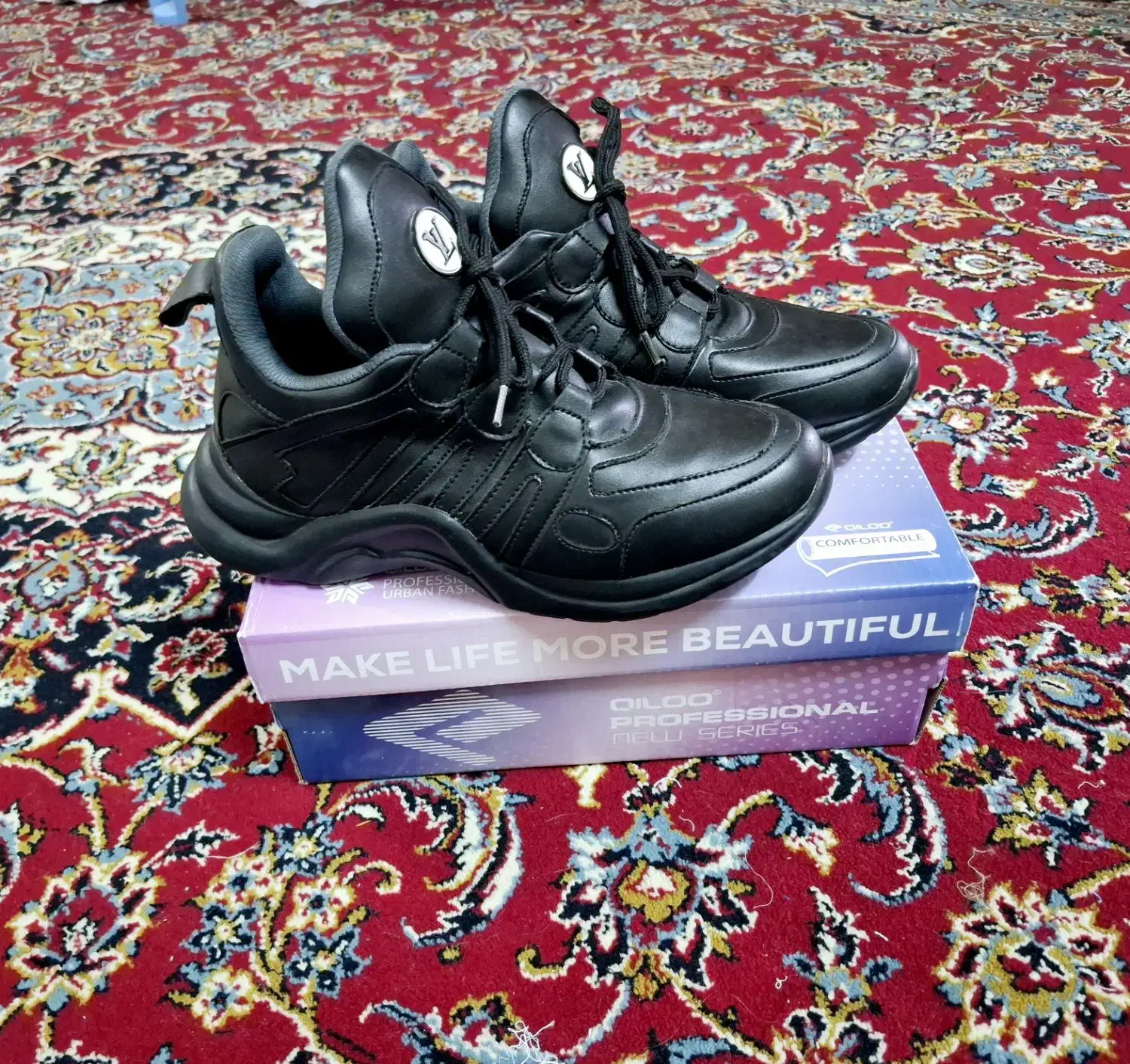 کفش راحتی اعلا|کیف، کفش، کمربند|بوشهر, |دیوار