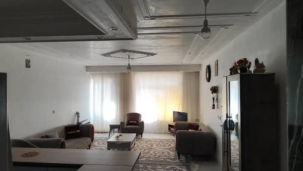 منزل طبقه سوم دو خوابه|فروش آپارتمان|شیراز, جوادیه|دیوار