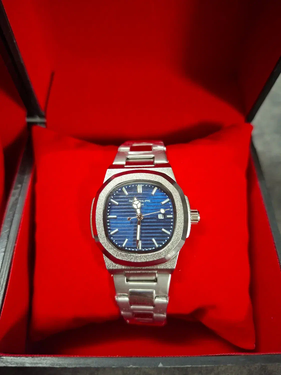 ساعت ست زن و مرد|ساعت|کازرون, |دیوار