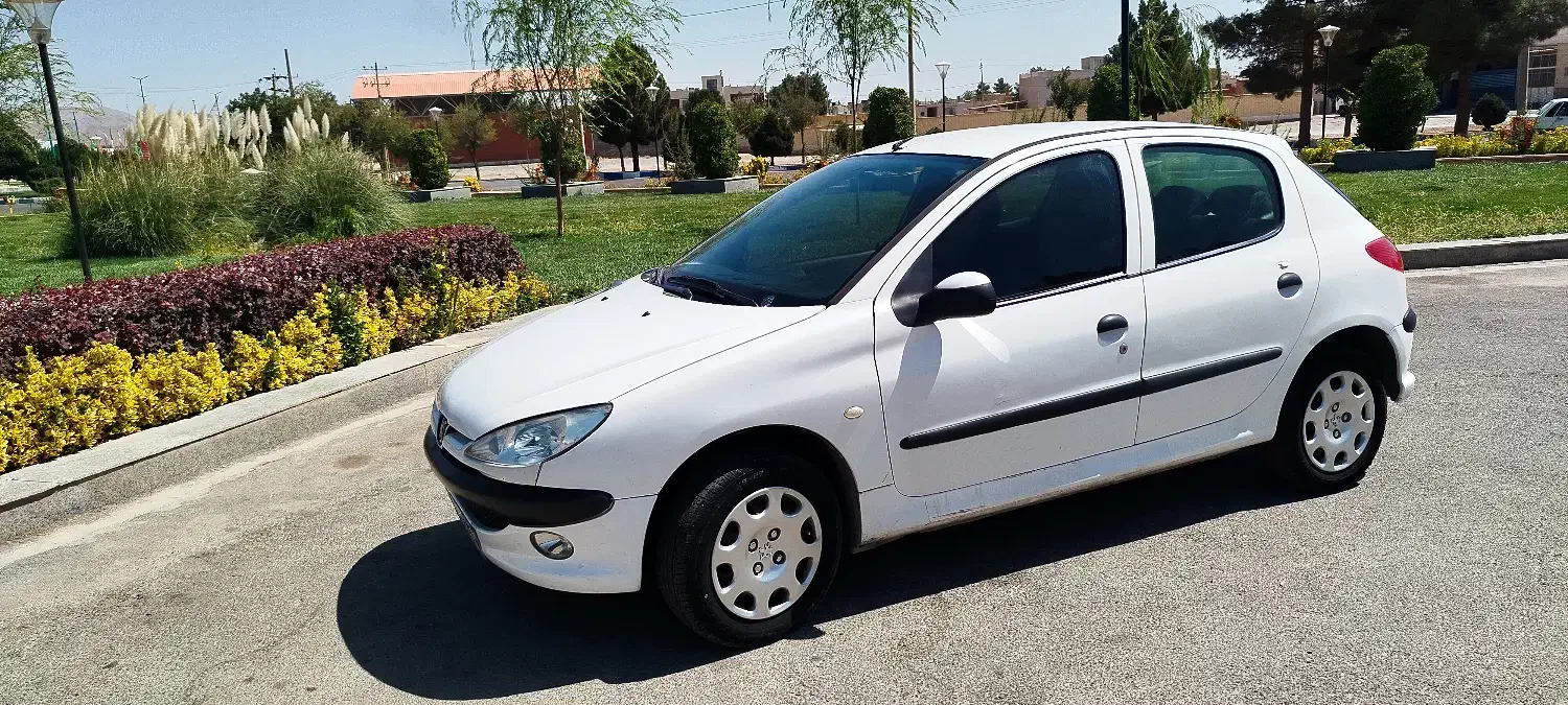 پژو ۲۰۶ تیپ ۲ مدل ۸۹ رنگ سفید|خودرو سواری و وانت|آباده, |دیوار