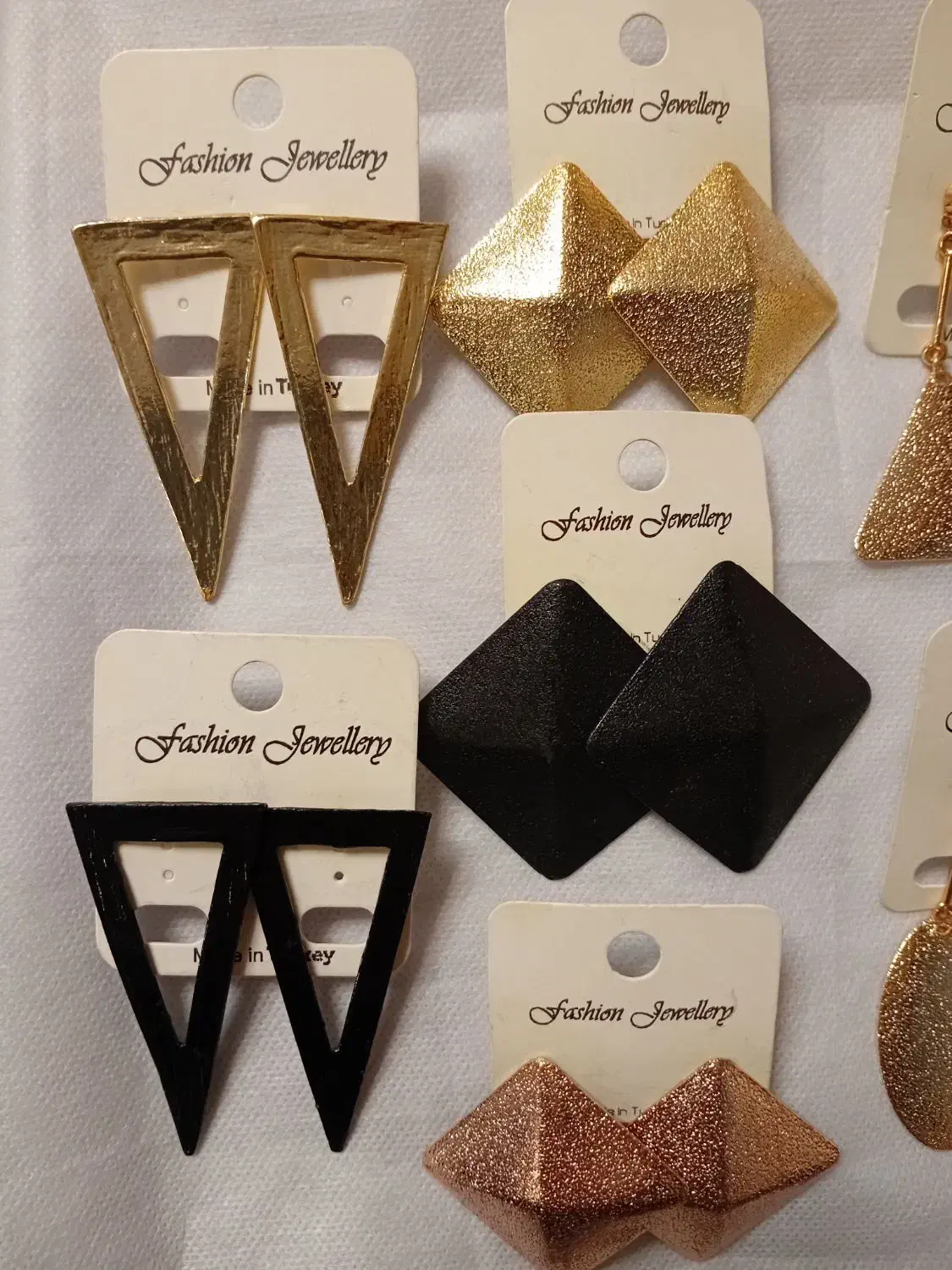 گوشواره های نو|بدلیجات|پرند, فاز ۲|دیوار