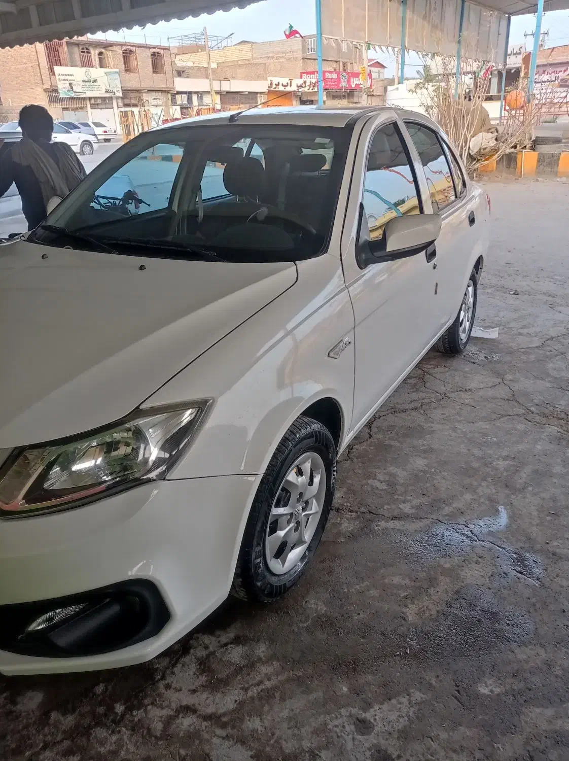 ساینا ۱۴۰۲|خودرو سواری و وانت|سراوان, |دیوار