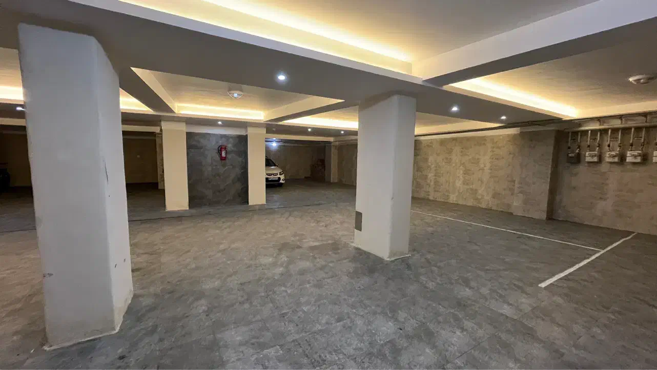 ۱۳۰ متری دوخواب ورزش وام دار|فروش آپارتمان|ساری, |دیوار