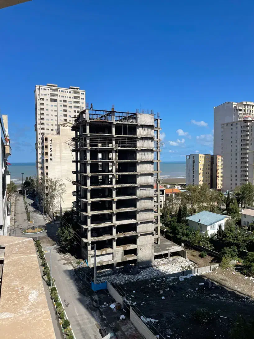 ۹۷ متر آپارتمان کلید نخورده خط دریا|فروش آپارتمان|سرخرود, |دیوار