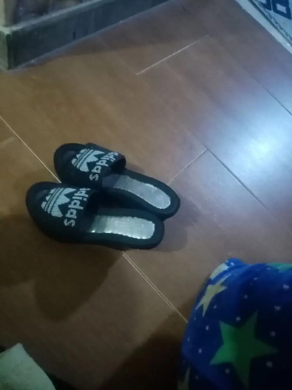 دمپایی زندان بافت رجایی شهری|کیف، کفش، کمربند|شهریار, شهریار|دیوار