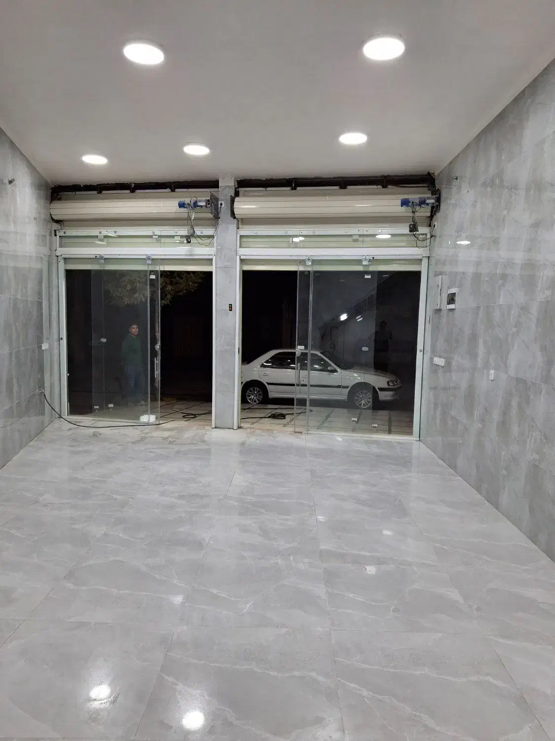 اجاره ۲دهنه مغازه۵۰مترخیابان۱۷شهریورچهارراه دارایی|اجارهٔ مغازه و غرفه|کوهدشت, |دیوار