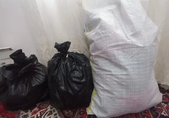 لباس|لباس|نوشین شهر, |دیوار