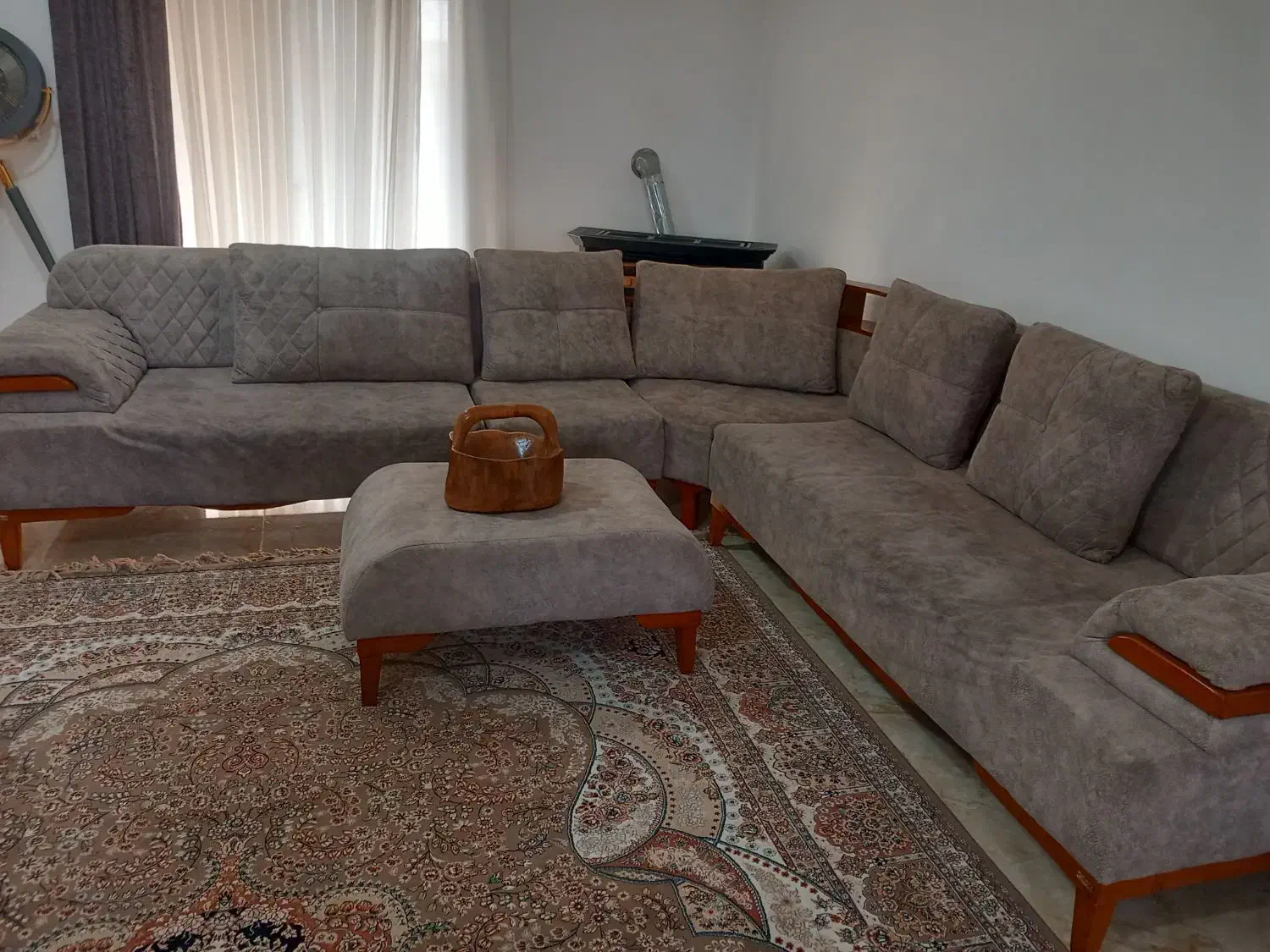 فروش مبل جلومبلی میز عسلی میز تلویزیون میزارایش|مبلمان خانگی و میز عسلی|بابل, |دیوار